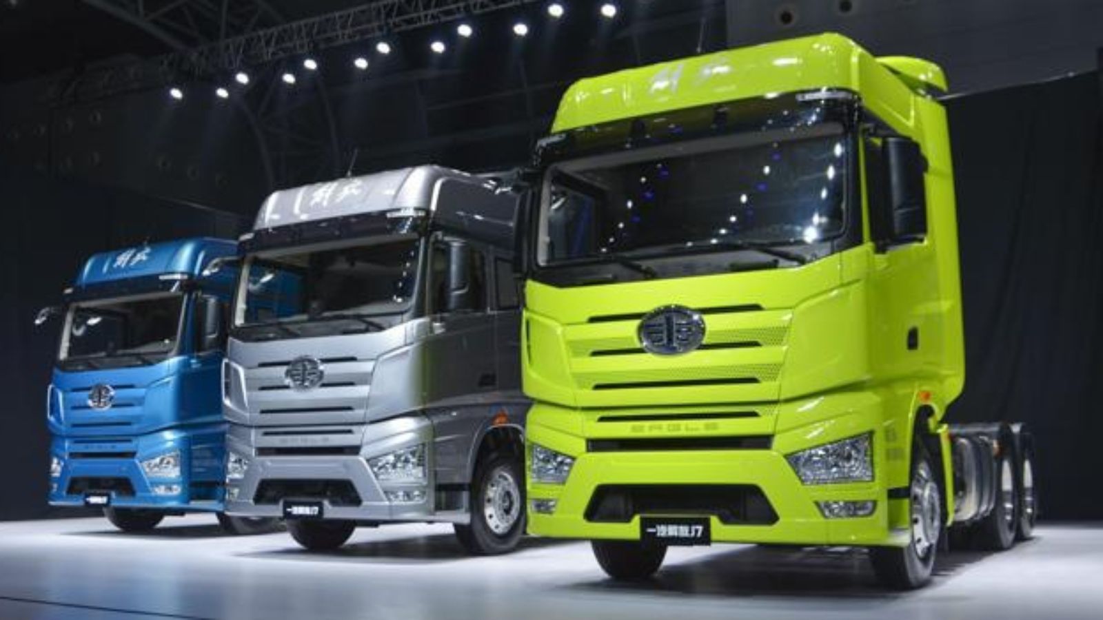 Lightweight commercial vehicle